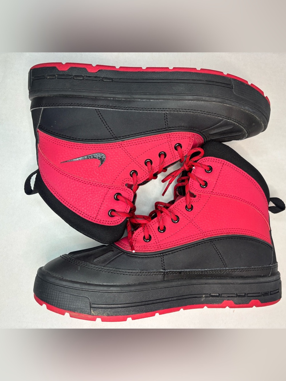 Nike ACG Woodside 2 High kids' boots 6Y/7.5 Womens